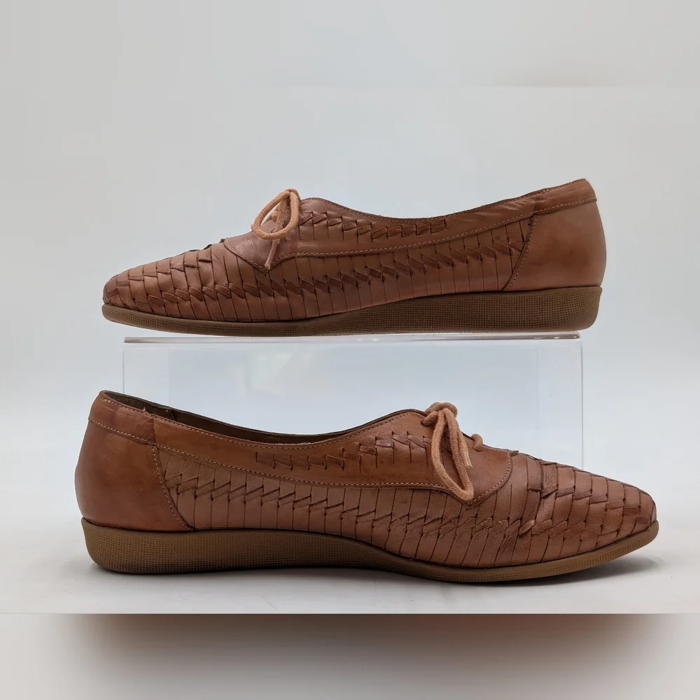 Foot Thrills Women's Size US 8.5 | EU 40 Tan Woven Genuine Leather Lace-Up Shoe